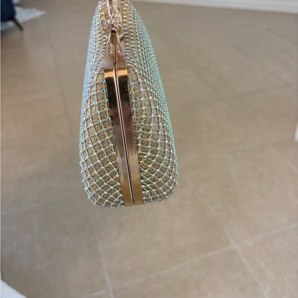 Elegant Gorgeous Evening Bag Mesh Rhinestone Evening Bag With A Pearl On Top . - Picture 4 of 9